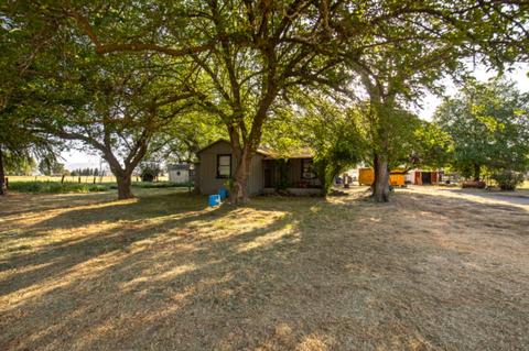 N Madsen Ave Clovis Ca 9 Photos Mls Movoto