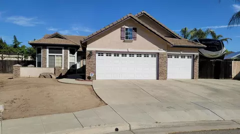 2621 Rall Ave, Clovis, CA 93611 photo 1