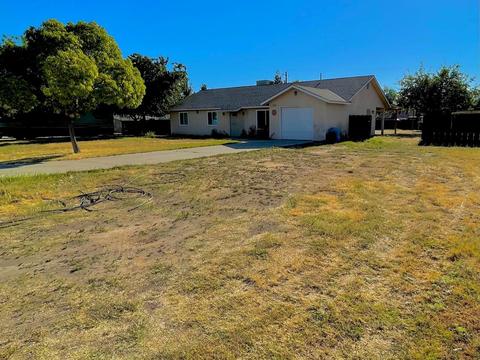 12308 Loren Way, Madera, CA 93636 photo 1