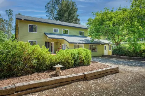 14387 Academy Oaks Ln, Clovis, CA 93619 photo 1