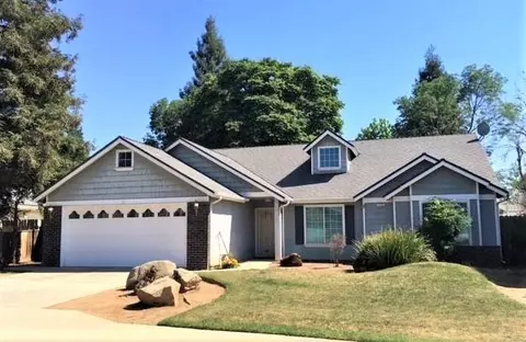 2092 Birch Ave, Clovis, CA 93611 photo 1