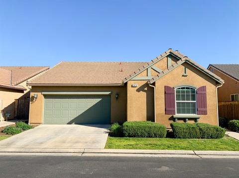 3876 Chessa Ln, Clovis, CA 93619 photo 1