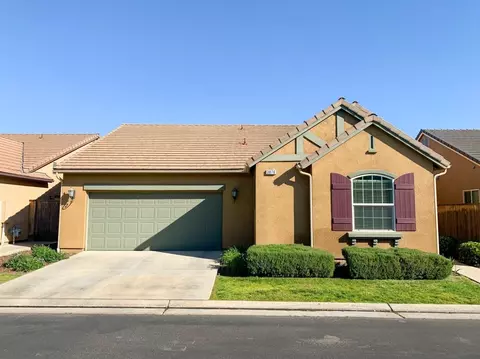 3876 Chessa Ln, Clovis, CA 93619 photo 1