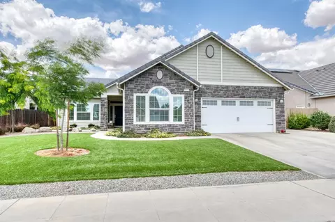 3159 Poe Ave, Clovis, CA 93619 photo 1