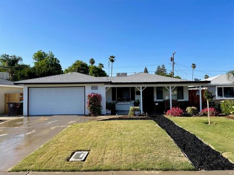 15452 W A St, Kerman, CA 93630 photo 1