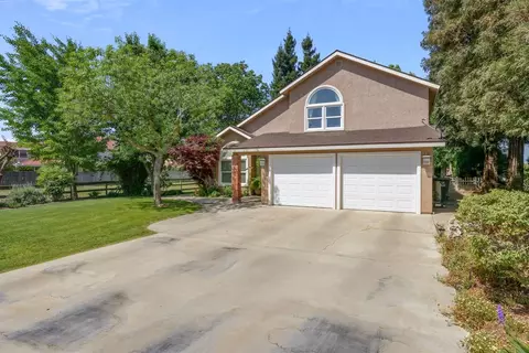 4485 S Dans, Visalia, CA 93277 photo 1