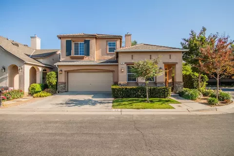84 W Scandia Ln, Clovis, CA 93619 photo 1