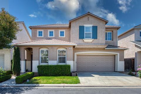 762 W Tivoli Ln, Clovis, CA 93619 photo 1