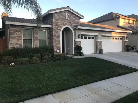 1175 N Whittier Ave, Clovis, CA 93611 photo 1