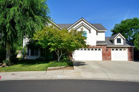 276 Bedford Ave, Clovis, CA 93611 photo 1
