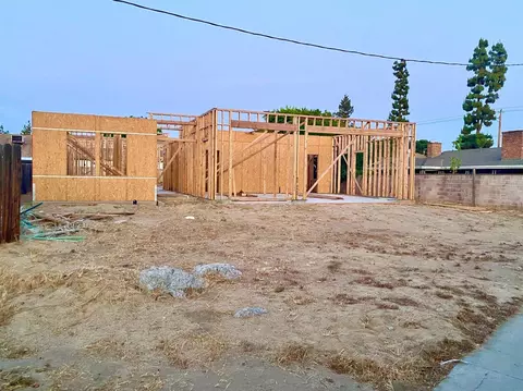 587 Adler Ave, Clovis, CA 93612 photo 1
