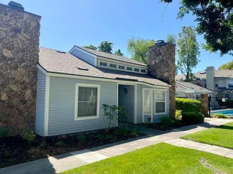 1480 Mayflower Way, Clovis, CA 93612 photo 1