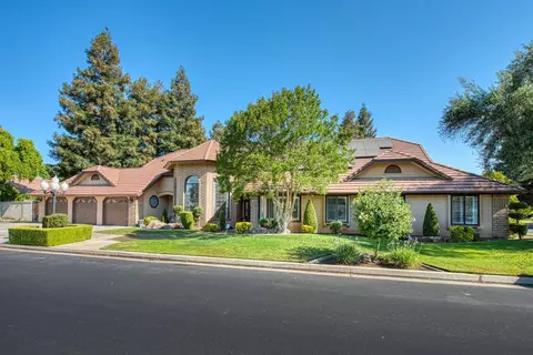 30 Pointe W, Madera, CA 93637 photo 1