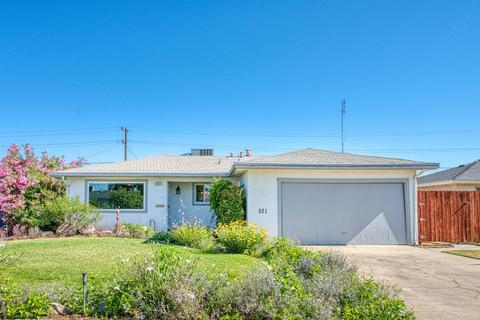 861 W Fairmont Ave, Clovis, CA 93612 photo 1
