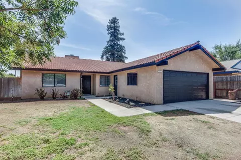 3211 Ezie Ave, Clovis, CA 93611 photo 1