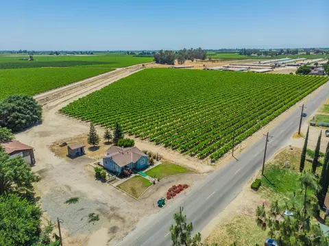 6703 E Floral Ave, Selma, CA 93662 photo 1