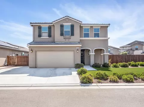 1551 Herring Ln, Clovis, CA 93619 photo 1