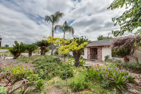 1780 S Rainbow Ave, Sanger, CA 93657 photo 1