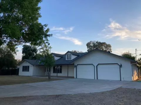 3763 N Newmark Ave, Sanger, CA 93657 photo 1
