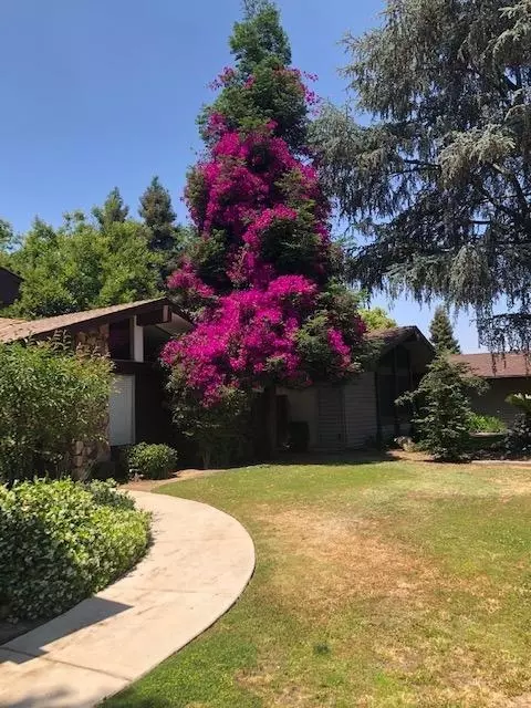 86 Burgan Ave, Clovis, CA 93611 photo 1
