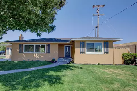379 Parsons, Merced, CA 95341 photo 1