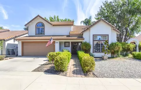 358 W Fallbrook Ave, Clovis, CA 93611 photo 1