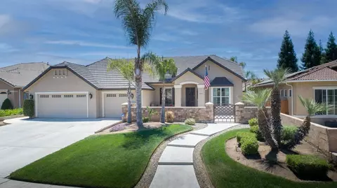 3174 Prescott Ave, Clovis, CA 93619 photo 1
