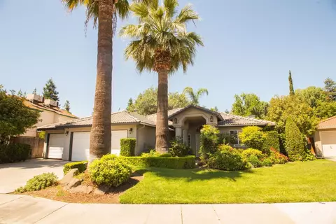 780 N Hughes Ave, Clovis, CA 93611 photo 1