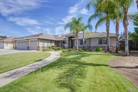 2734 Indianapolis Ave, Clovis, CA 93611 photo 1