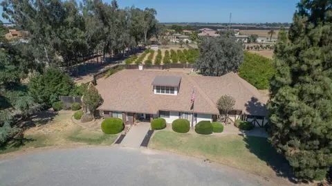 9547 N Stanford Ave, Clovis, CA 93619 photo 1