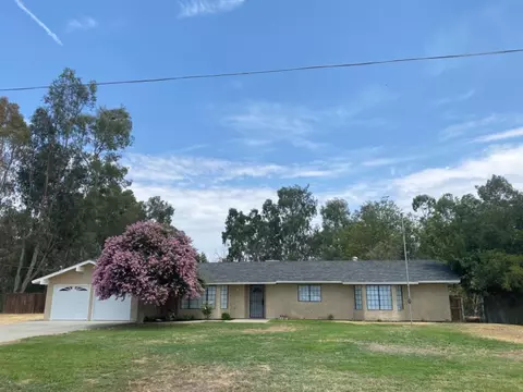 17183 Prospect Dr, Madera, CA 93638 photo 1