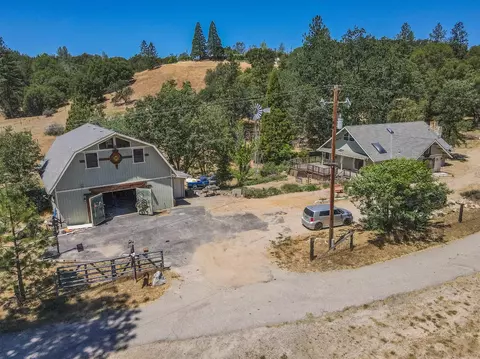 32858 De Na Ln, North Fork, CA 93643 photo 1