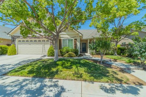 621 Lester Ave, Clovis, CA 93619 photo 1