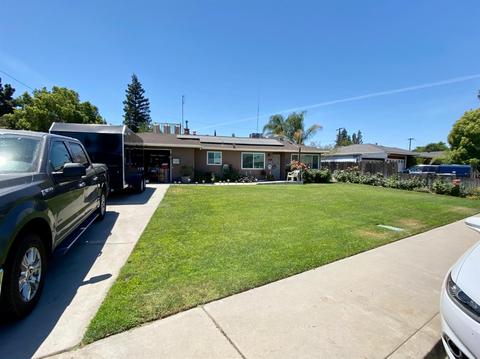 15421 W C St, Kerman, CA 93630 photo 1