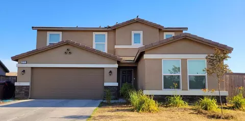 675 Susan Ave, Sanger, CA 93657 photo 1