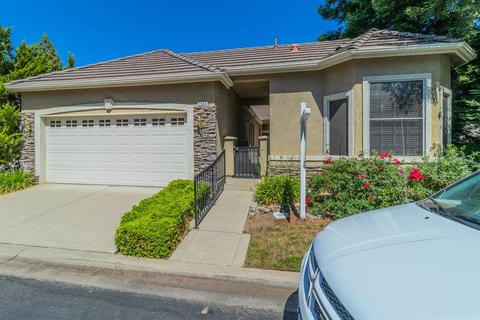 1955 Stonebrook Ln, Clovis, CA 93611 photo 1