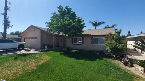 1319 Barbara St, Selma, CA 93662 photo 1