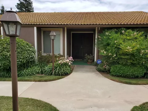 4844 N Hulbert Ave #102, Fresno, CA 93705 photo 1