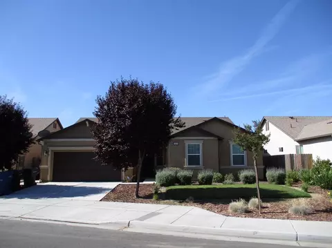 1371 Donnybrook Pl, Hanford, CA 93230 photo 1