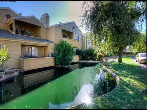 7675 N 1st St #136, Fresno, CA 93720 photo 1