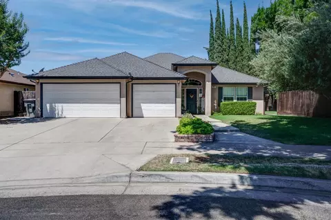 982 Harrison Ct, Madera, CA 93637 photo 1