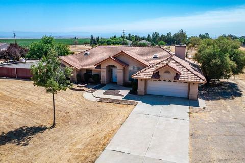12915 Mesa Dr, Madera, CA 93636 photo 1