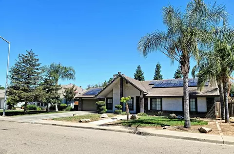 833 E Northridge, Dinuba, CA 93618 photo 1