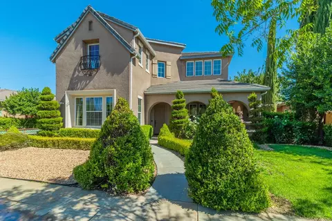 3061 Serena Ave, Clovis, CA 93619 photo 1