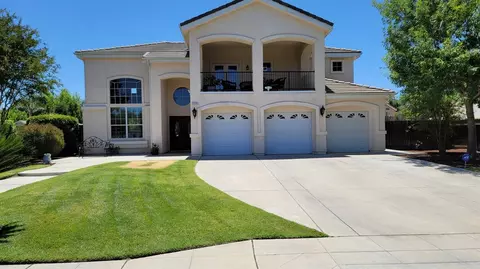 2320 Santa Ana Ave, Clovis, CA 93611 photo 1