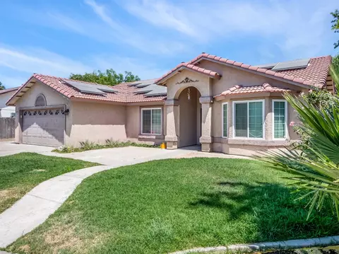 14478 W Stanislaus Ave, Kerman, CA 93630 photo 1