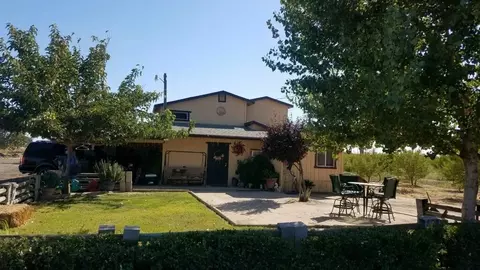8353 E Church Ave, Sanger, CA 93657 photo 1