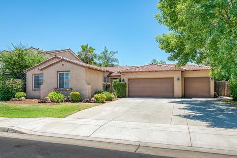 2956 Robinwood Ave, Clovis, CA 93611 photo 1