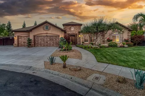 1987 N Megan Ave, Clovis, CA 93619 photo 1