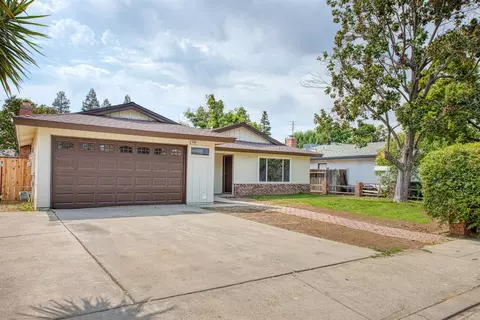1446 Adler Dr, Clovis, CA 93612 photo 1